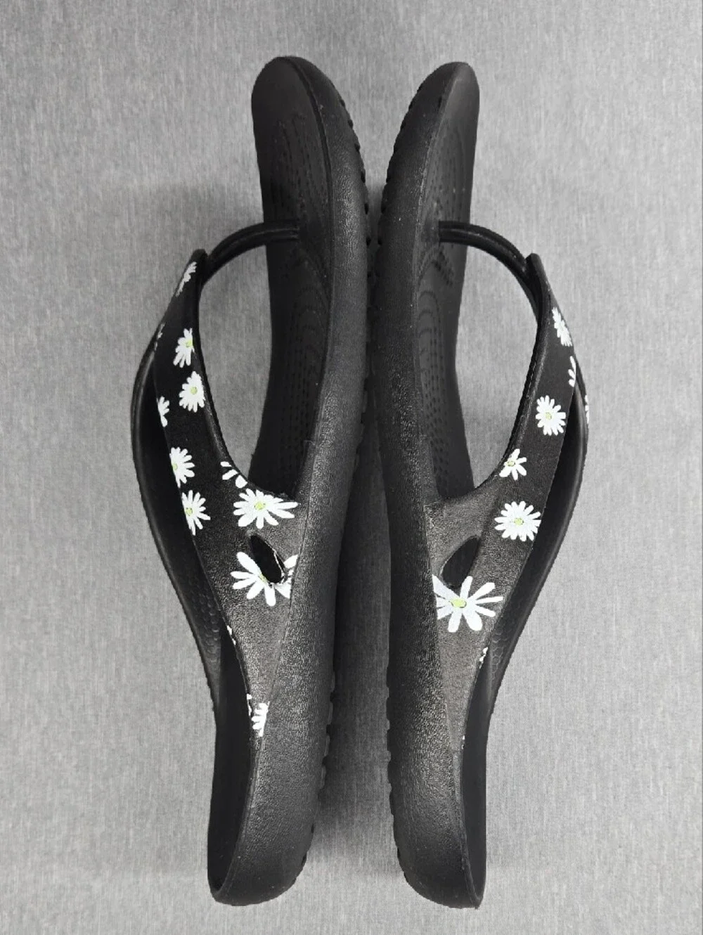 Crocs Kadee II Daisy Flip Flops Size W8